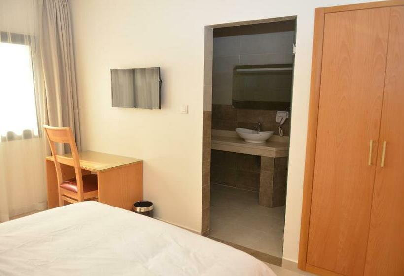 标准间, El Bachir