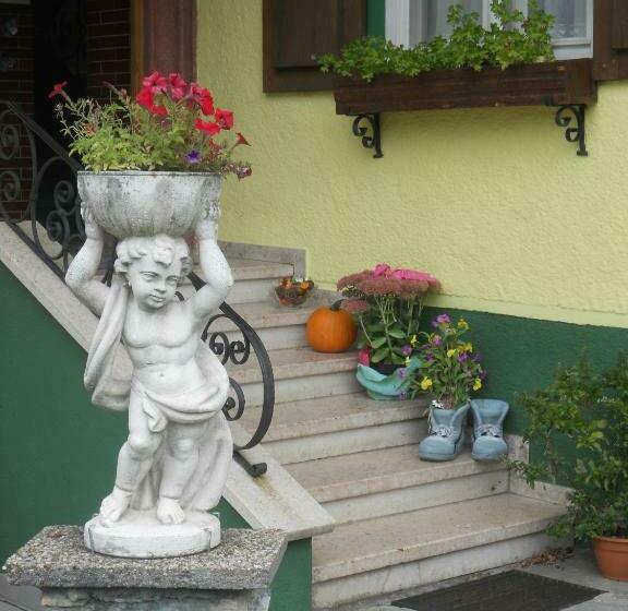 스탠다드 트리픔 룸 공동욕실, Haus Zur Linde