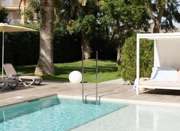 1 Bedroom Premium Apartment with Terrace, Aparthotel Bahia Pollensa