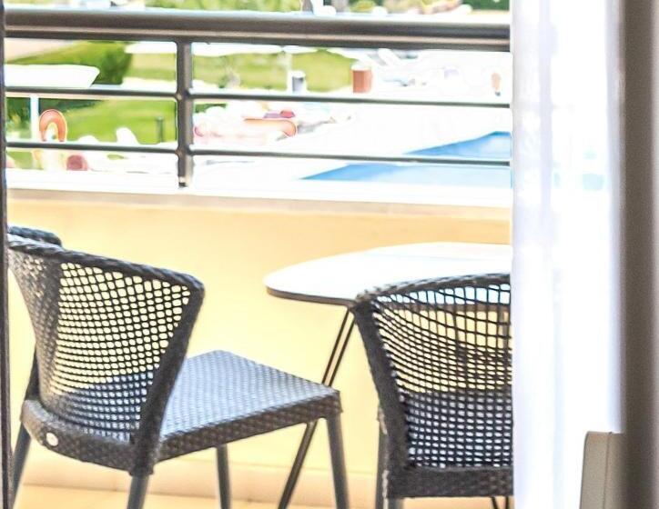 Люкс, Aparthotel Bahia Pollensa