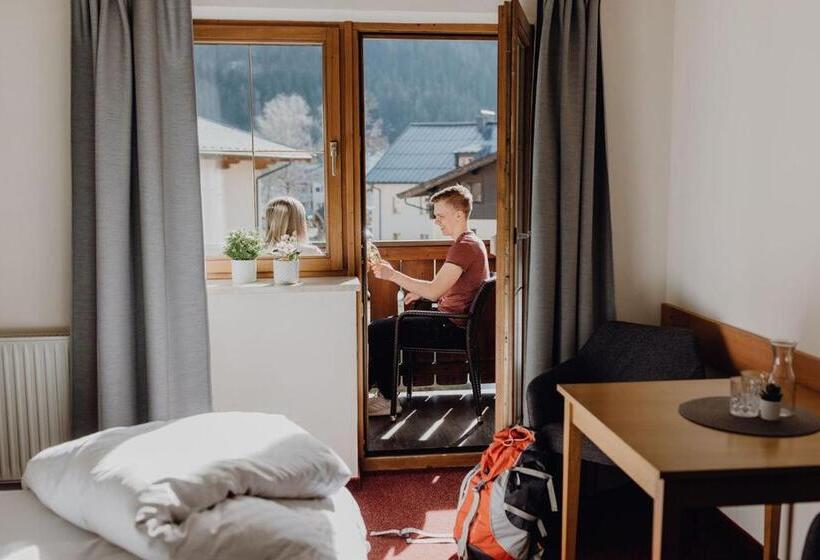 غرفة قياسية مزوَّدة بشُرفة, Dorfcafe Unken Hotelpension Swirtshaus Im Dorf