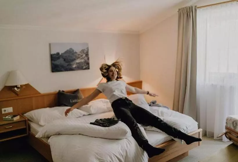 Standard-huone Parveke, Dorfcafe Unken Hotelpension Swirtshaus Im Dorf