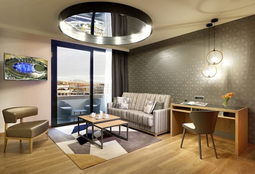 Студия Стандарт, Hard Rock Hotel Tenerife