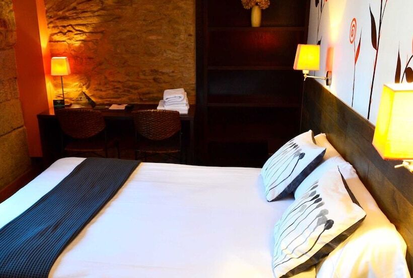 غرفة سوبيريور, Alda Algalia