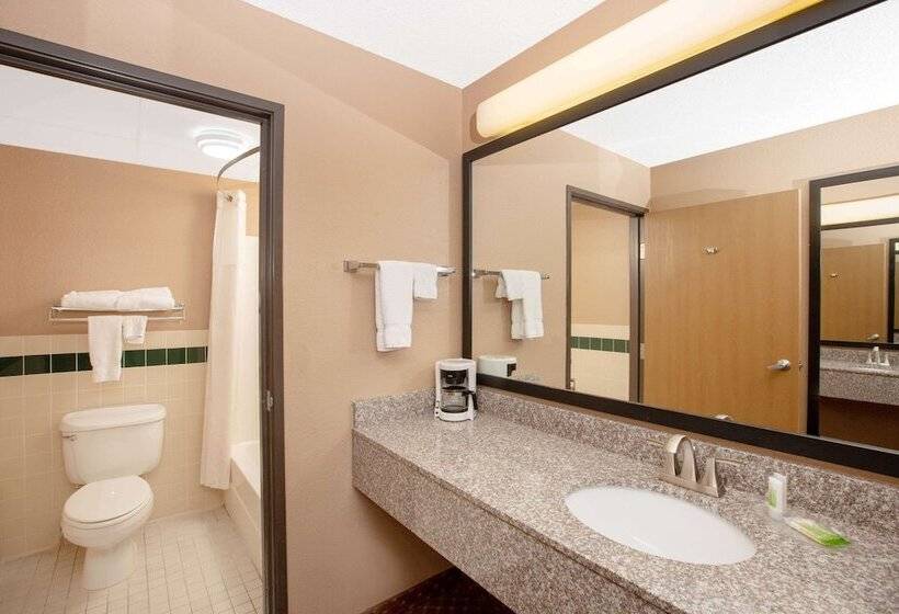 套房, Americinn By Wyndham Coralville