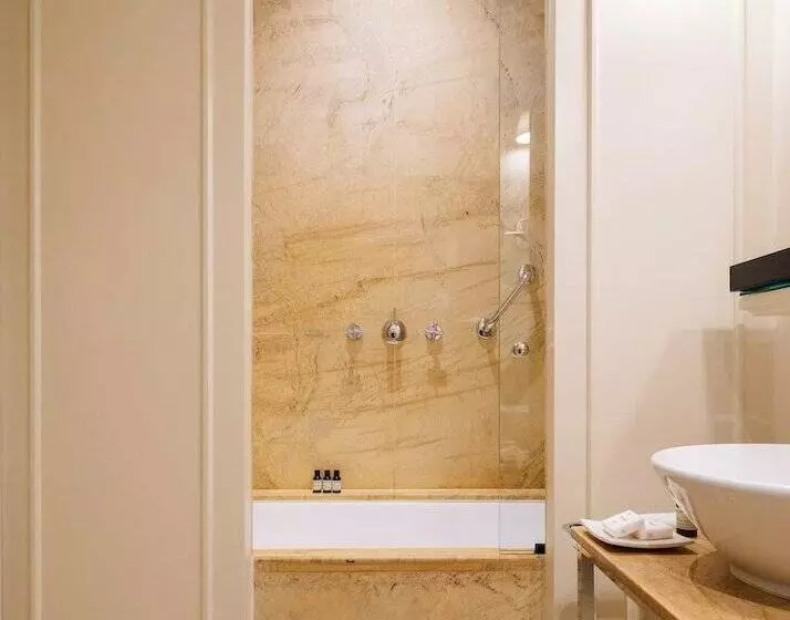 Quarto standart individual, Bairro Alto