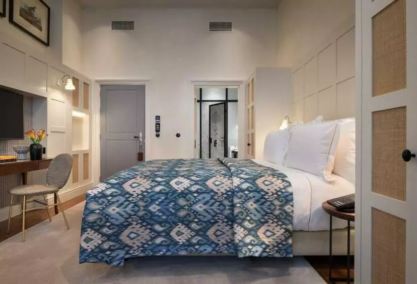 Quarto standard, Bairro Alto