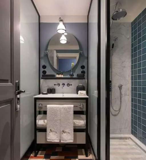 Quarto standard, Bairro Alto