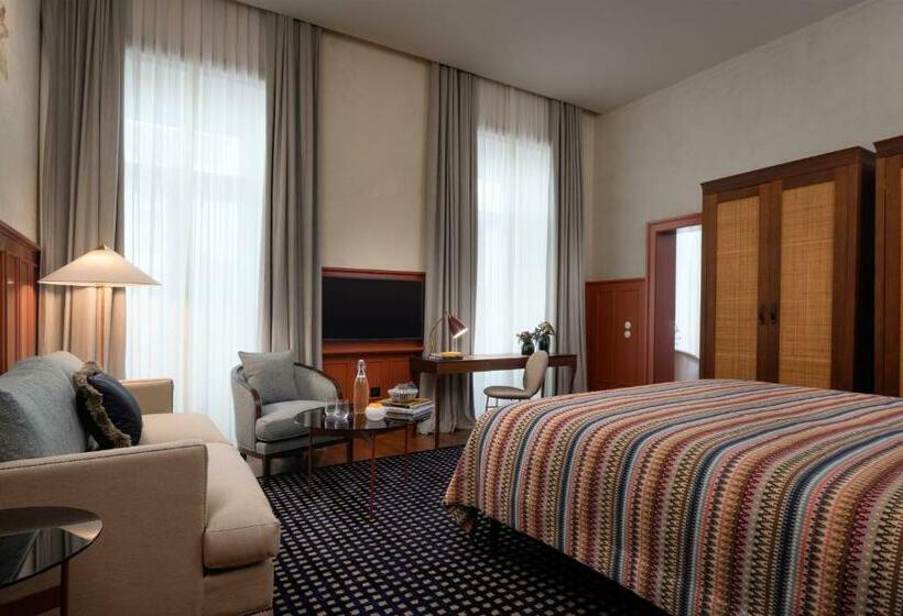 Quarto Prestige, Bairro Alto
