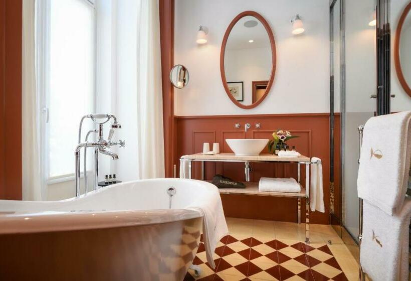 Quarto Prestige, Bairro Alto