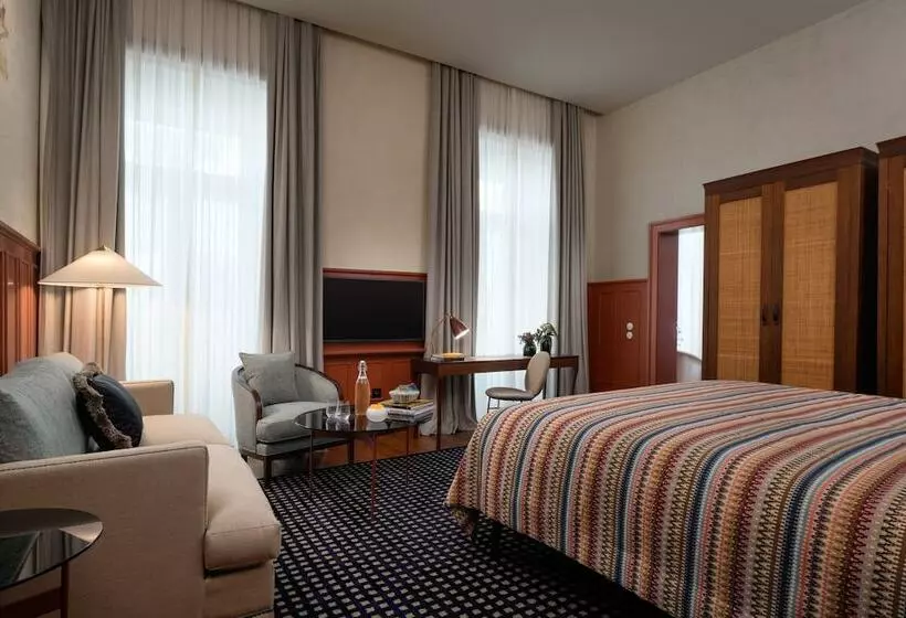 Quarto Prestige, Bairro Alto