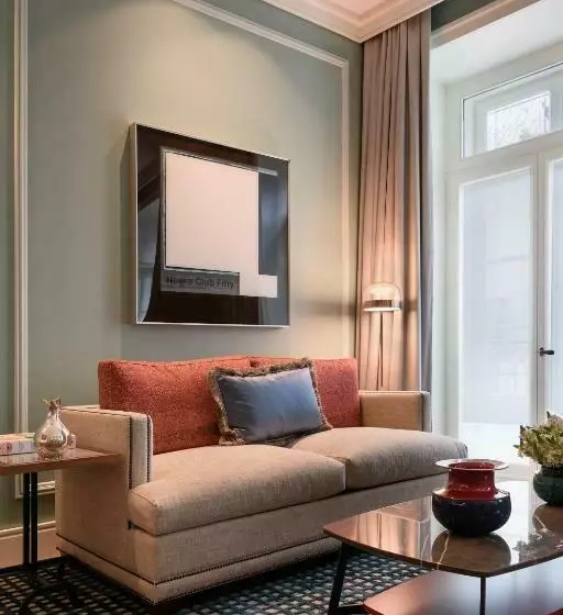 Suite Junior, Bairro Alto
