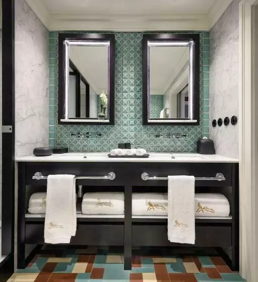 Suite Junior, Bairro Alto