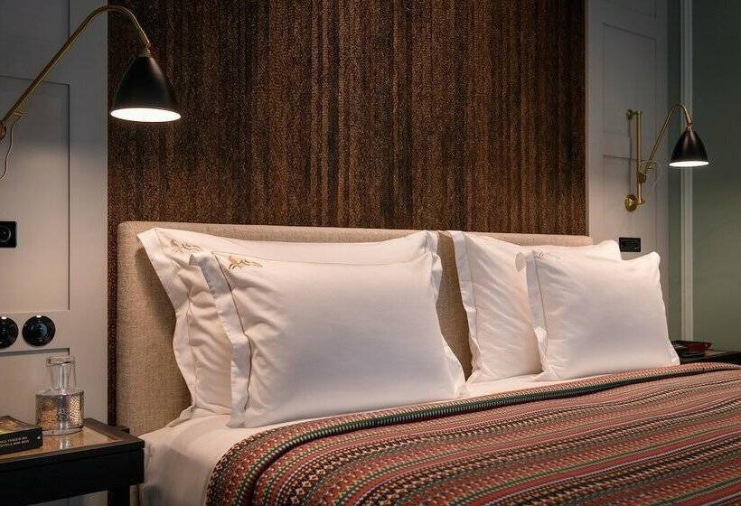 Suíte Júnior, Bairro Alto