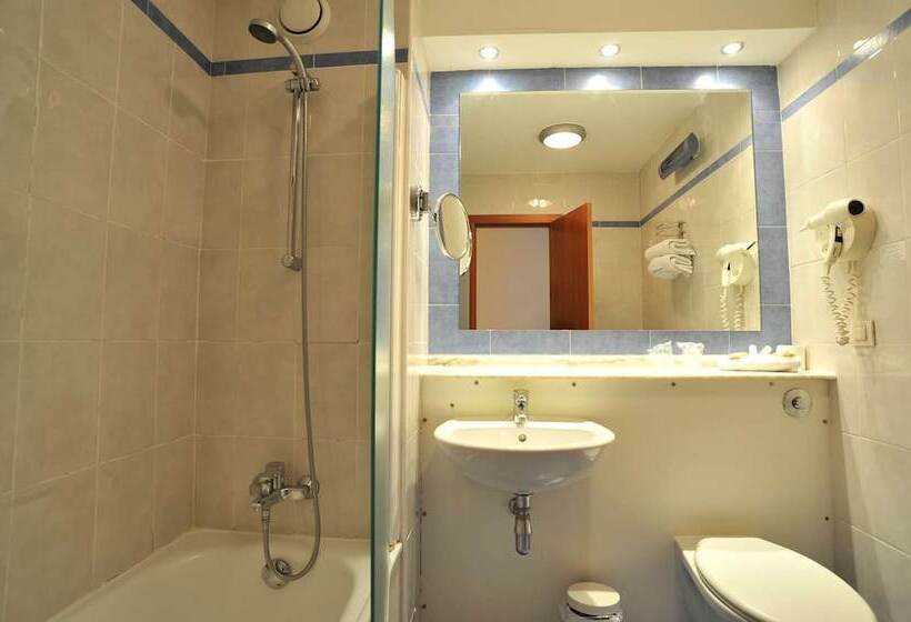 스탠다드 룸, Travelodge Murcia