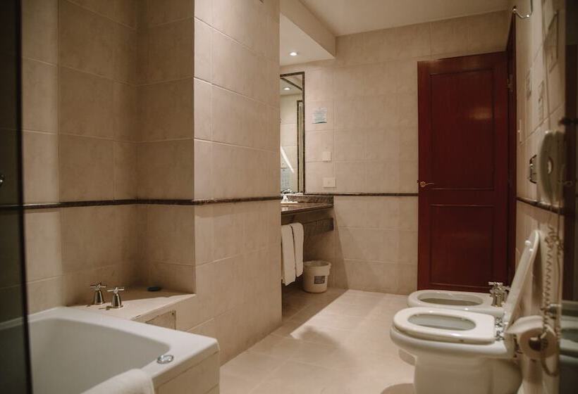 수피리어 룸, Casa Real