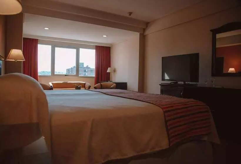 スーペリアールーム, Casa Real