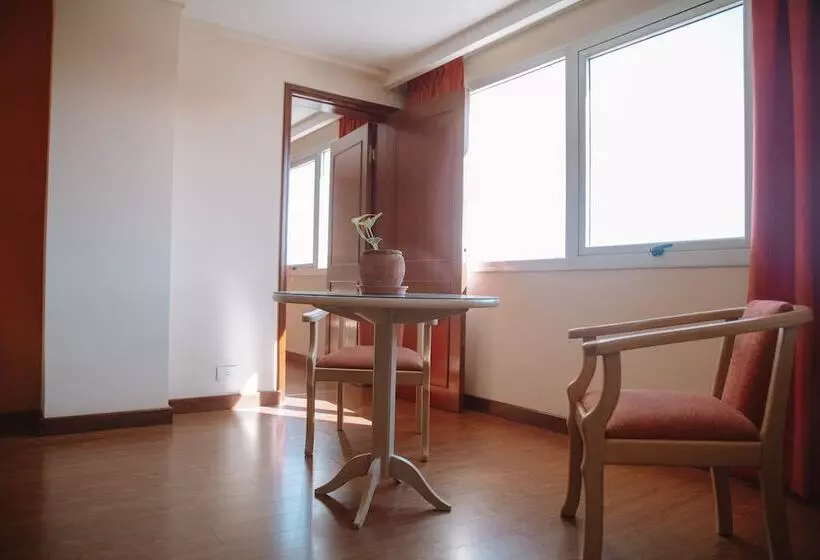 スーペリアールーム, Casa Real
