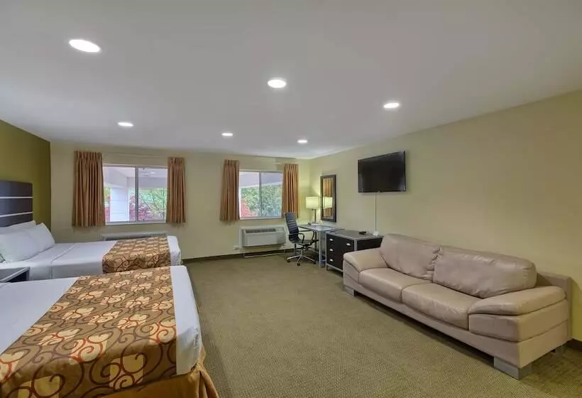 2ダブルベッドのスタンダードルーム, Country Hearth Inn Knightdale Raleigh