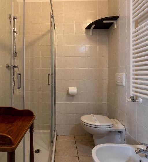 经济房, Fontaine Bleue