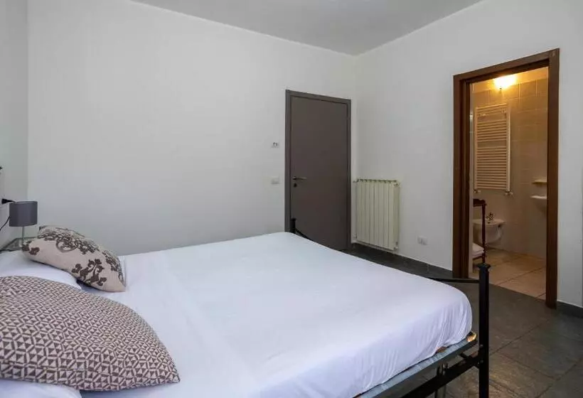 اتاق اکونومی, Fontaine Bleue