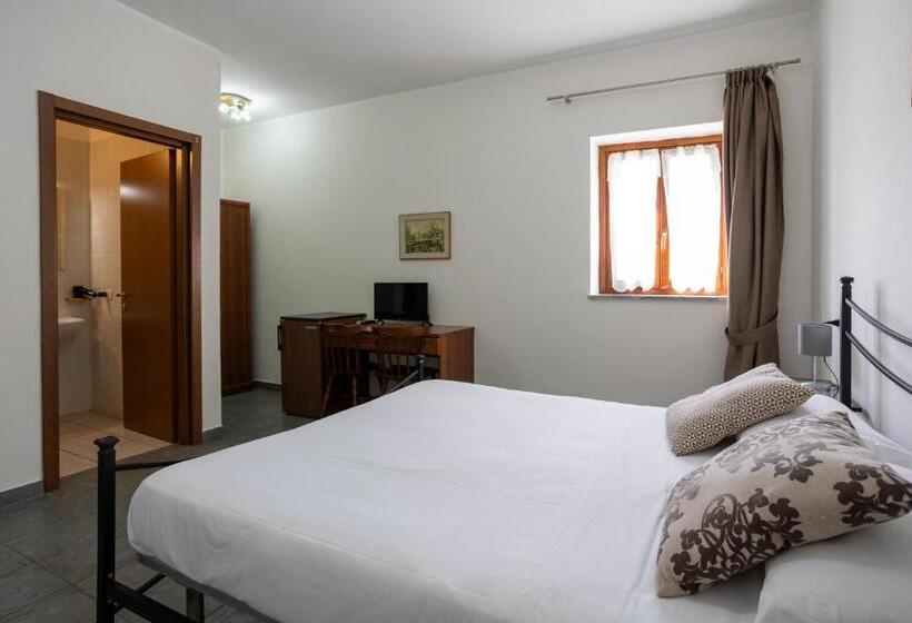 经济房, Fontaine Bleue