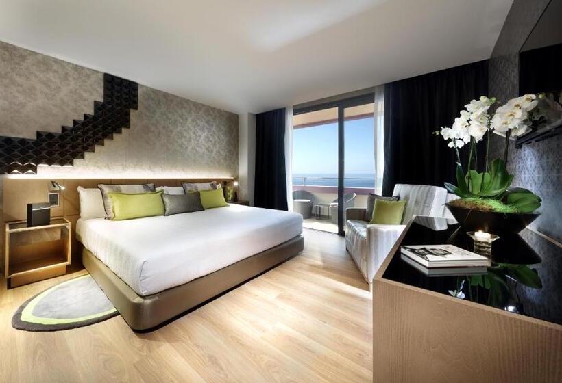 Номер Deluxe, Hard Rock Hotel Tenerife
