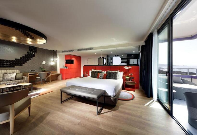 Студия Стандарт, Hard Rock Hotel Tenerife