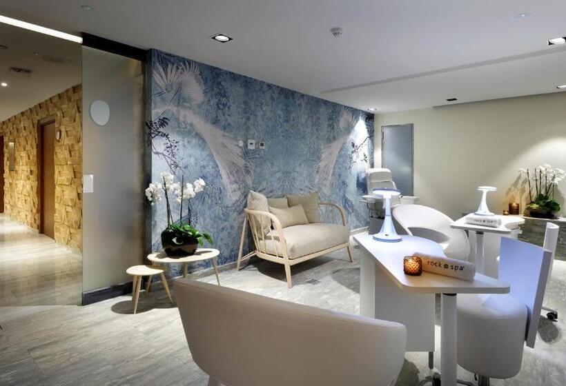 إستوديو قياسى, Hard Rock Hotel Tenerife