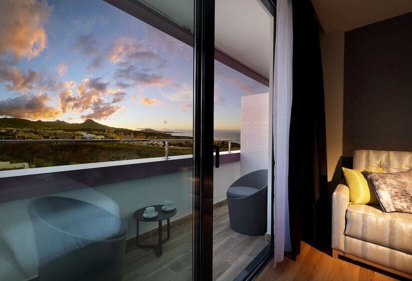 Номер Стандарт Смежный, Hard Rock Hotel Tenerife