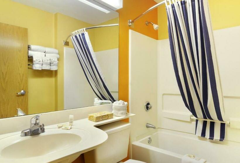 デラックスルーム, Hometown Inn & Suites Jacksonville Butler Blvd./southpoint