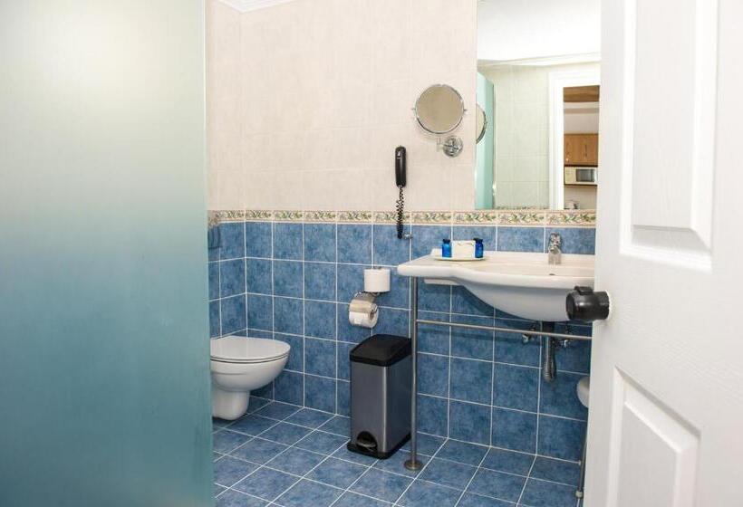 شقة غرفة واحدة, Mastichari Bay