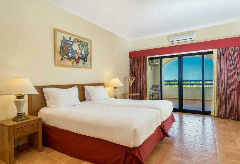 اتاق استاندارد با بالکن, Mirachoro Carvoeiro