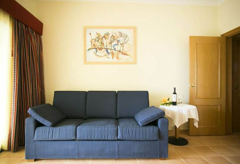 سوئیت با بالکن, Mirachoro Carvoeiro