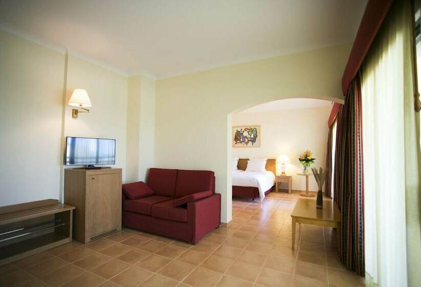 سوئیت با بالکن, Mirachoro Carvoeiro