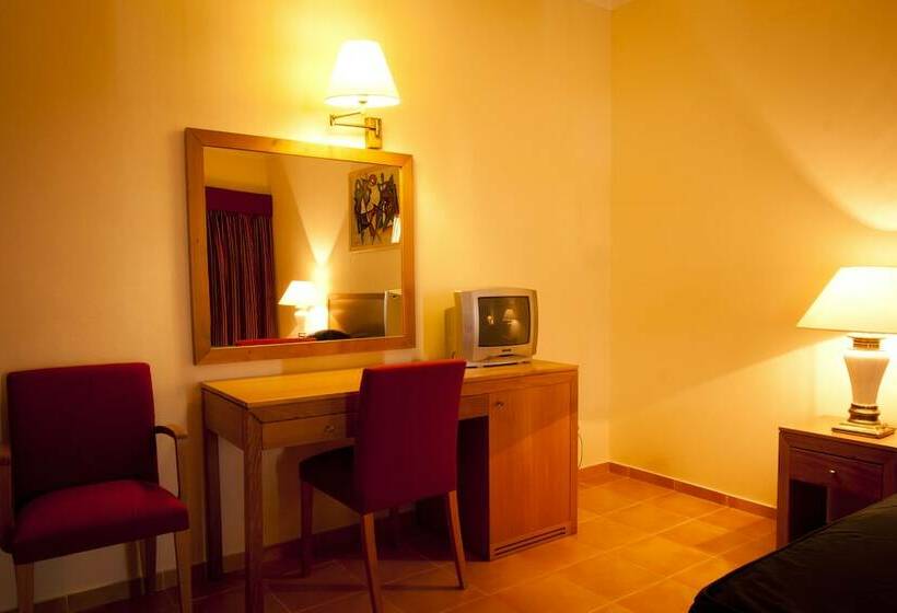 سوئیت با بالکن, Mirachoro Carvoeiro