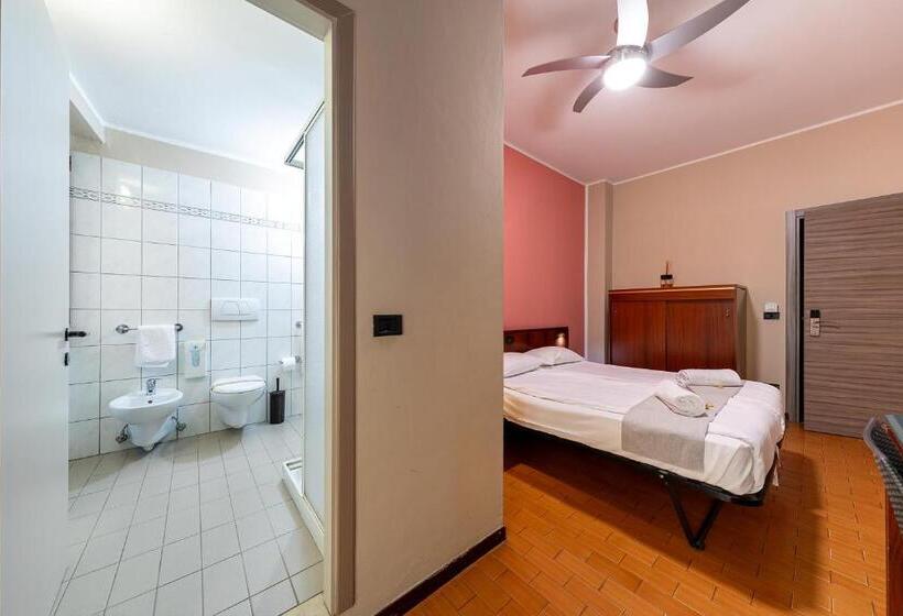 スタンダードルーム, Novara