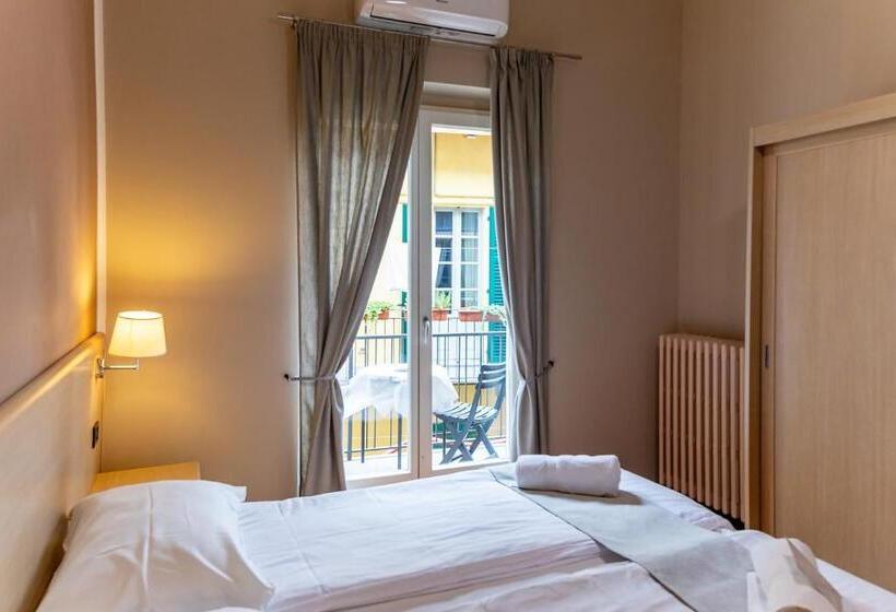 スタンダードトリプルルーム, Novara