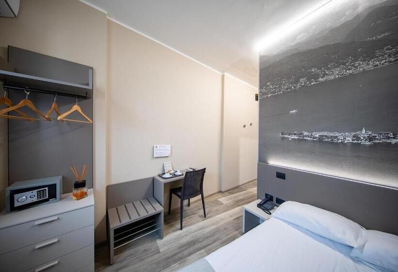 スタンダードシングルルーム, Novara