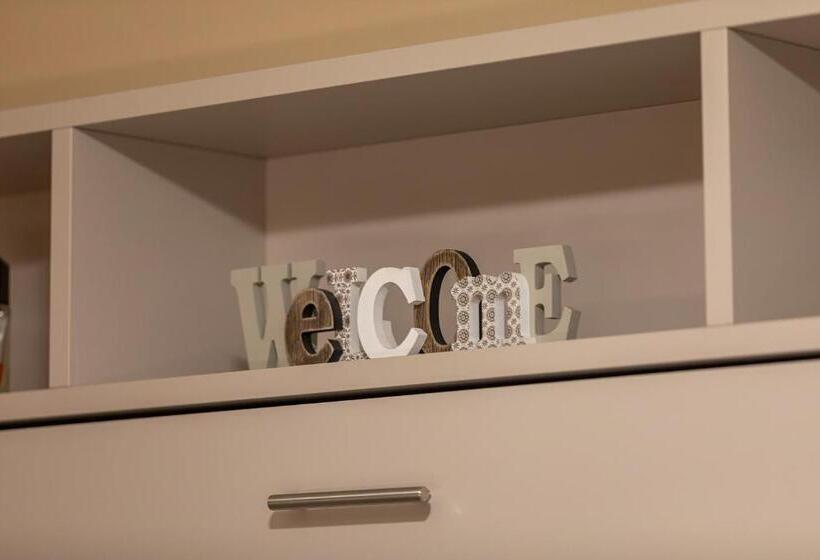 スーペリアールーム, Novara