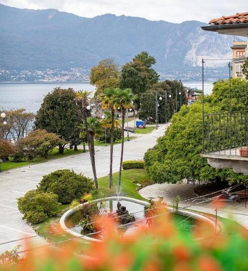 レイクビュースタンダードルーム, Novara