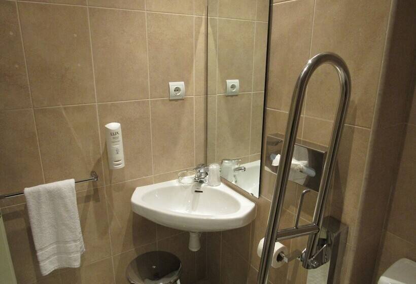 标准间, Onda Castellon