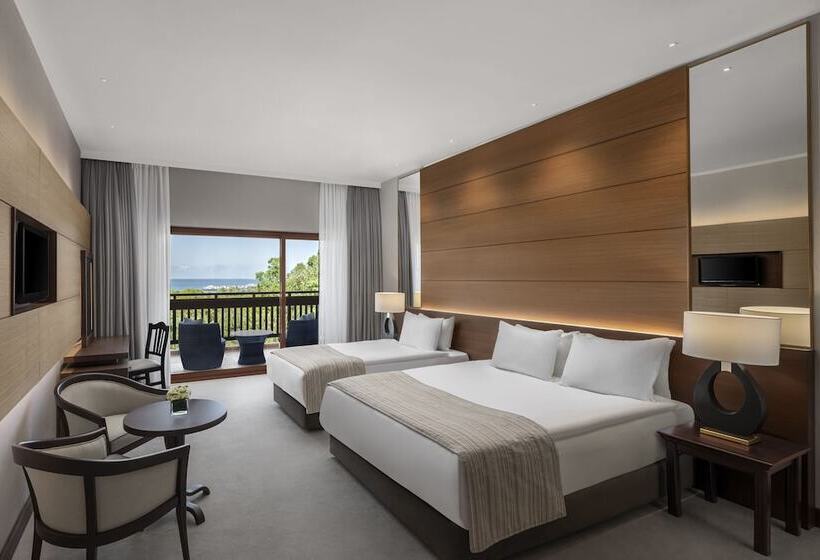 מיטת קינג בסוויטה, Papillon Belvil