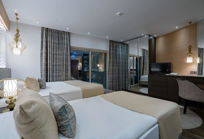 חדר קומפורט, Papillon Belvil