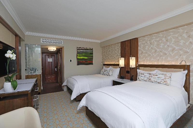 חדר קלאב, Papillon Belvil