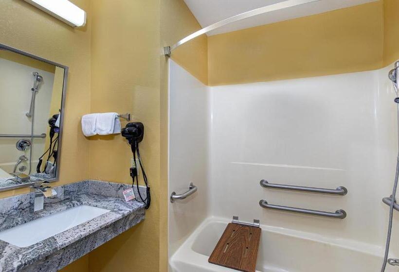 غرفة قياسية سرير كينج, Super 8 By Wyndham Eddyville/kuttawa