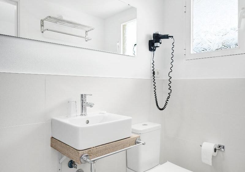 コンフォートルーム, Tacande Portals