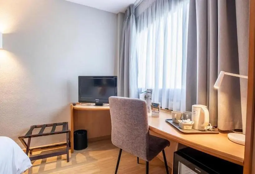 اتاق خانوادگی پایه, Travelodge Murcia