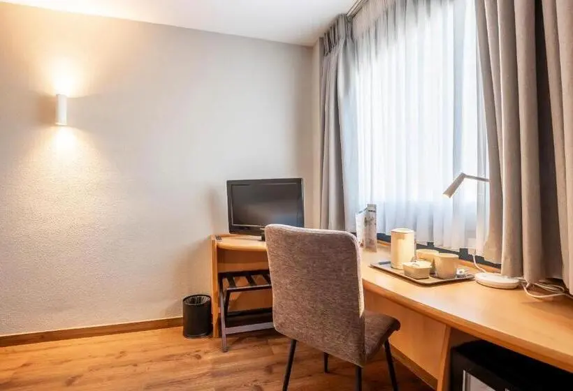 اتاق استاندارد برای معلولان, Travelodge Murcia