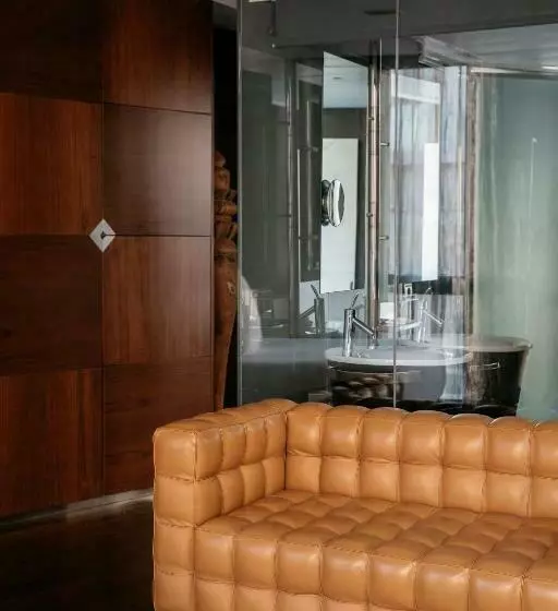 سوییت, Urban, A Member of Design Hotels